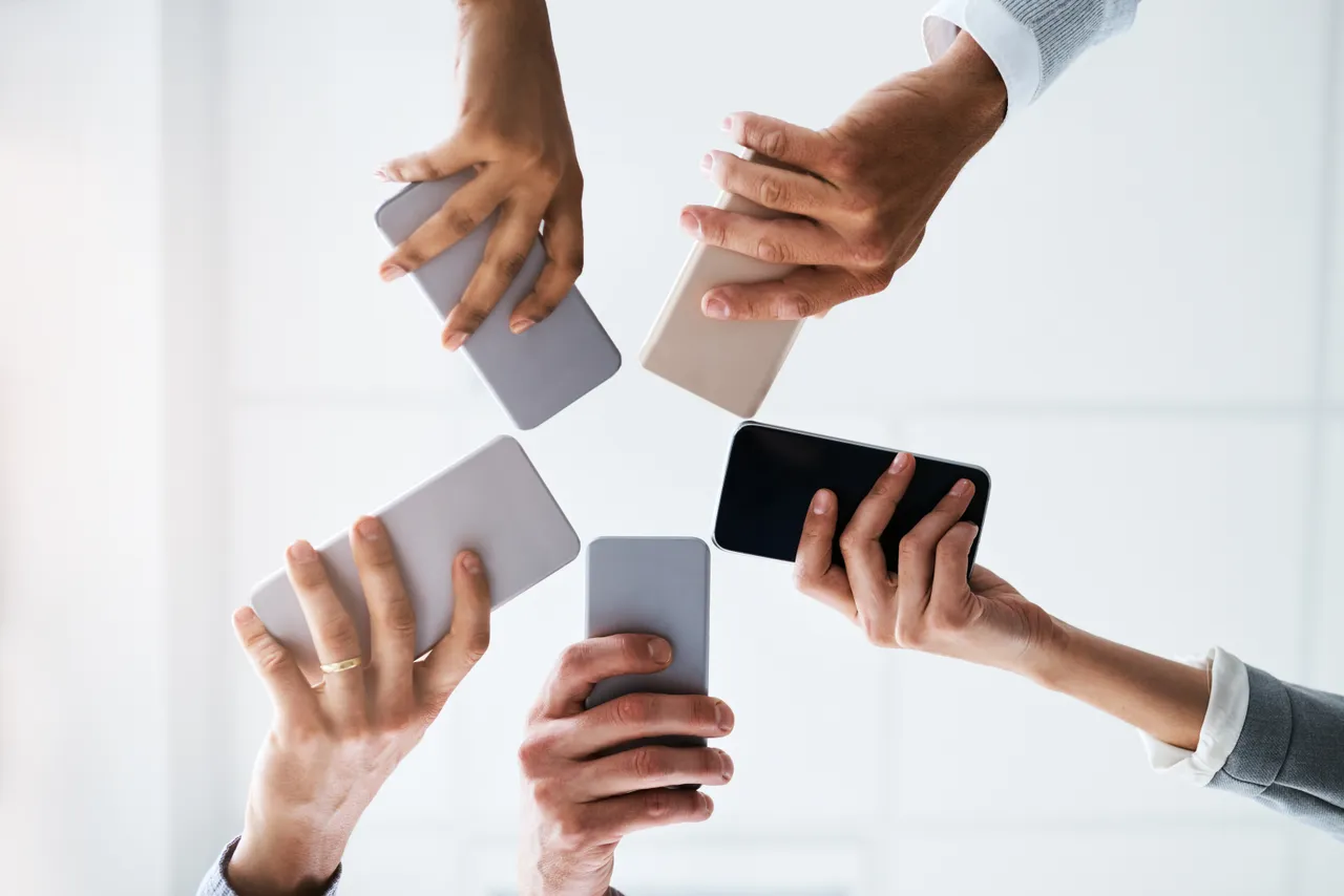 Mobile Strategy & Consulting illustration